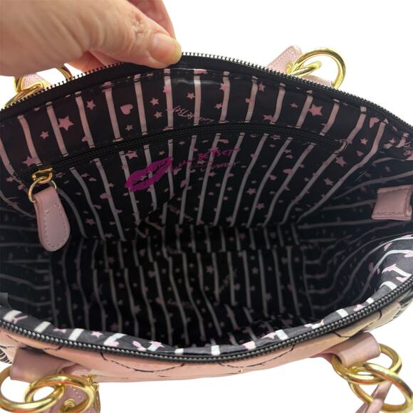 BETSEY JOHNSON LUV BETSEY - Quilted Heart Satchel Bag Blk/Wht/Pnk gold hardware - Picture 12 of 16